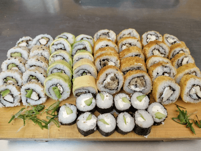 ¡50 piezas de los mejores sabores! No te lo puedes perder — Kitai Sushi