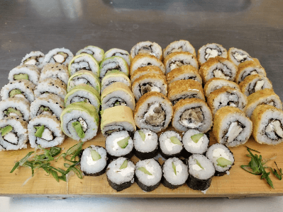 ¡50 piezas de los mejores sabores! No te lo puedes perder — Sushi Libertad Poked