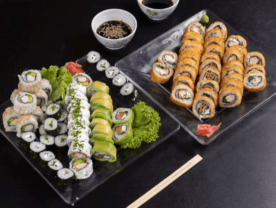 ¡Que suenen esos palillos! 60 piezas de sushi VIP — Sushi Libertad Poked